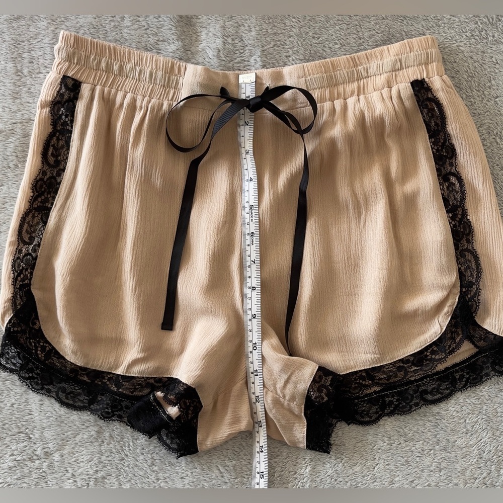 Celesta Tan & Black Laced Trim Shorts - Picture 5 of 8